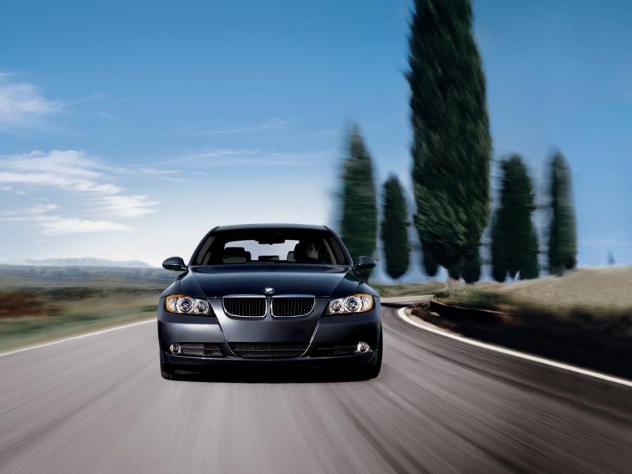  BMW 3-Series Sedan 2005 года  (фото 3 из 5)